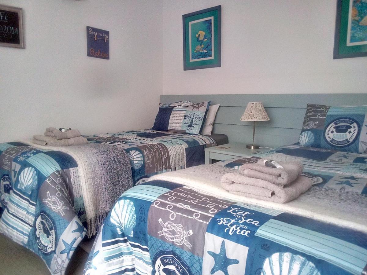 57 On Wellington Accommodation Colchester Extérieur photo
